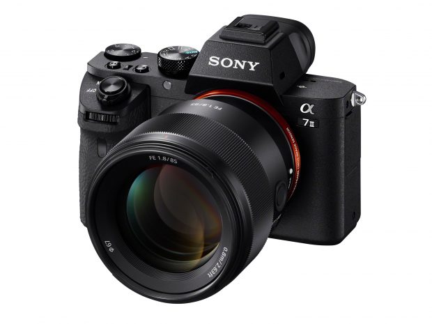 Sony FE 85mm f 1.8 lens